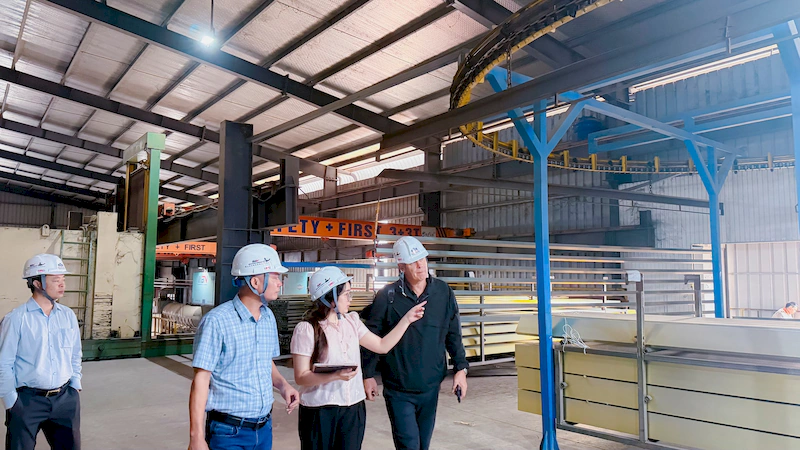 BINHNAM GROUP đón tiếp đại diện doanh nghiệp 