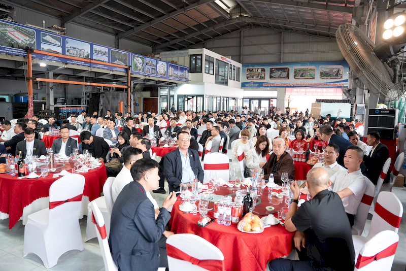 Tiệc tri ân khách hàng, gặp mặt đầu năm tại nhà phân phối Trường Yến