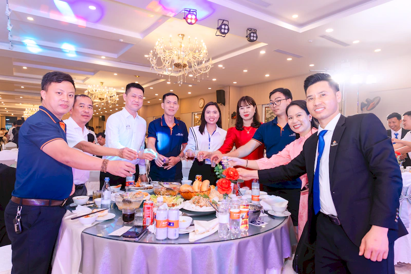 Bình Nam Group mang sản phẩm nhôm Royalboss tới hội nghị cửa Quảng Ninh