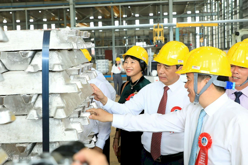 Việt Nam công bố sản phẩm nhôm thỏi đầu tiên sản xuất trong nước tại Nhà máy Điện phân nhôm Đắk Nông